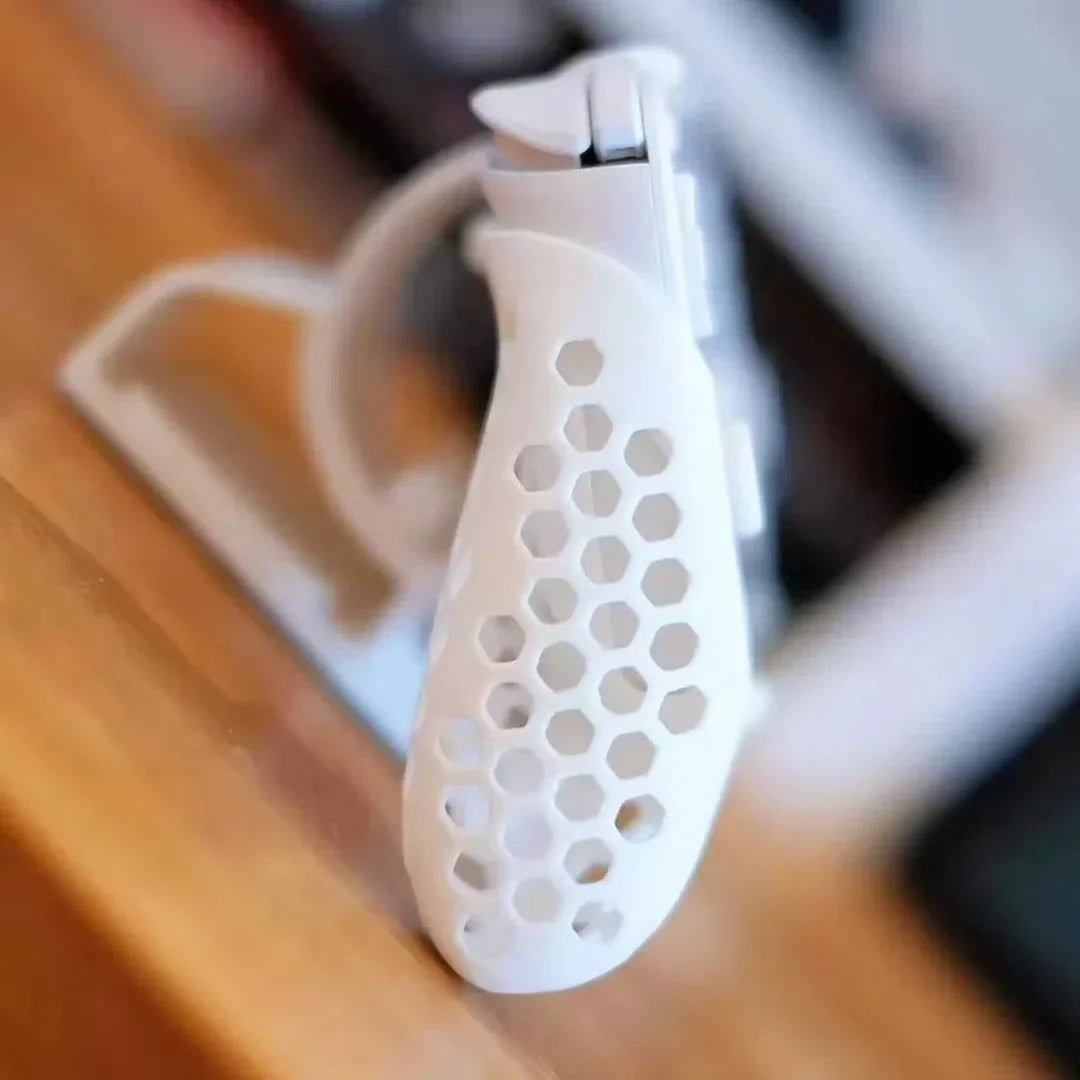 3D Printed Grip For Retroid Pocket 5 Ergonomic Design Grip DIY Handle For Retroid Pocket 5 Game Console Holding Handle